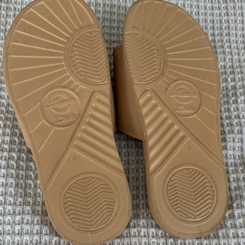 Baseballism Santa Slide Sandals RARE - Picture 3 of 5
